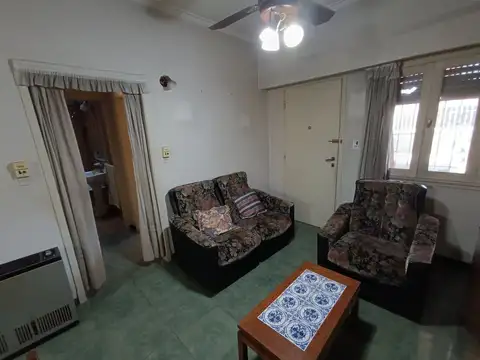 Venta Casa en Berazategui Apto Credito 7 ambientes