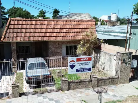 Venta Casa en Berazategui Apto Credito 7 ambientes