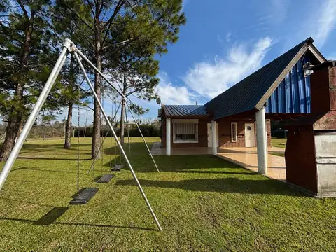 Quinta - venta - 20 de Junio - amplio lote - pileta - galeria