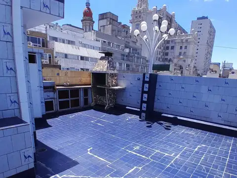 Venta 2 amb piso alto con terraza propia en Congreso