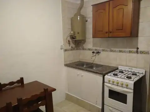 Depto Tipo Casa 3 ambientes con 1 baño