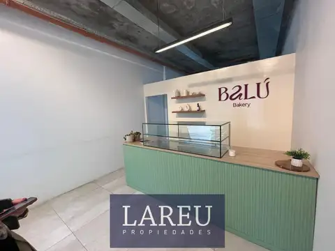 Local - 46 Plaza, Agora Uno - Pilar