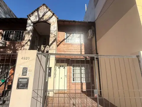 VENTA PH MONTE CASTRO 2 AMB C/ COCH Y PATIO