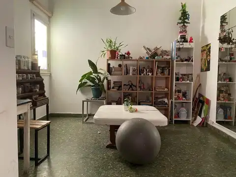 PH en venta - 4 Dormitorios 2 Baños - Almagro