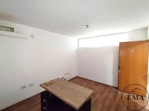Oficina en Alquiler en Abasto, $ 160.000