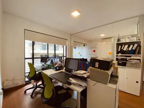 Oficina 4 ambientes con 1 baño