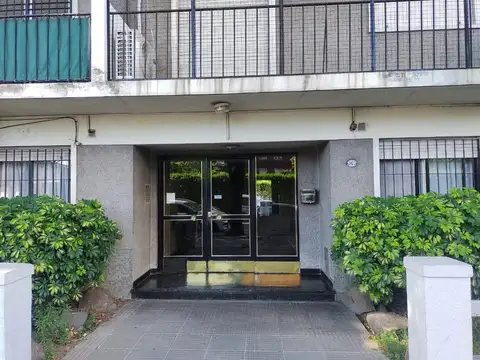 Gran depto en ubicacion estratégica 