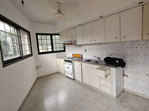 Casa en venta de 3 dormitorios - oficina - gge pasante y fondo -