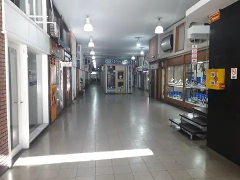 Sarmiento 900, Piso PB