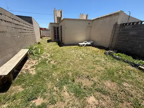 VENTA CASA 2 DORMITORIOS CARRARA DE HORIZONTE