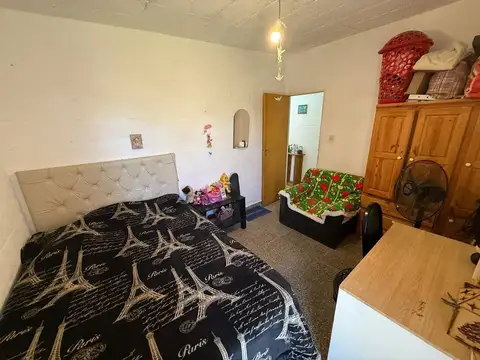 Casa 3 ambientes con 1 baño