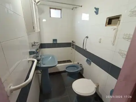 Depto Tipo Casa en Venta 67 años