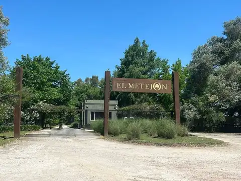 Lote escriturado Bº El Metejón Cañuelas 1.094 m2