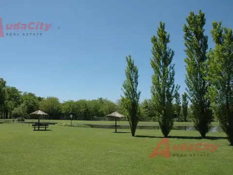 Venta Terreno Financiacion o Permuta Lote Zona Oeste Lujan Barrio Cerrado Comarcas de Lujan 2000 m2