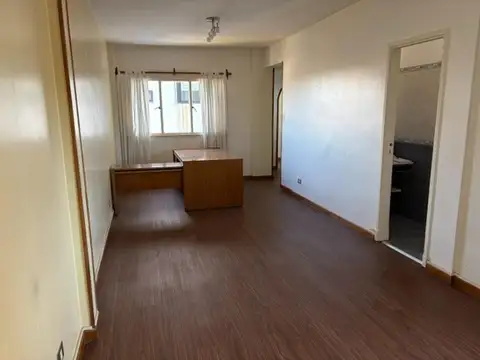 exc ubic mts av y est depto de 1 amb solo apto profesional