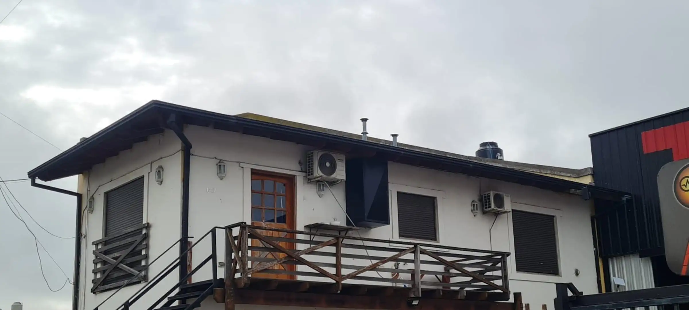 ALQUILER casa en planta alta ideal COMERCIAL... oficinas ...