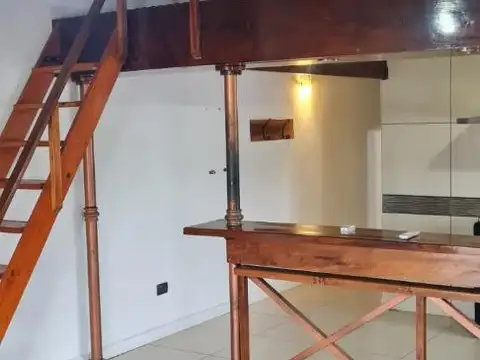 Casa 2 ambientes con 1 baño