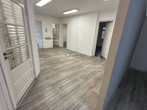 Depto Tipo Casa en Alquiler en Liniers, $ 1.900.000