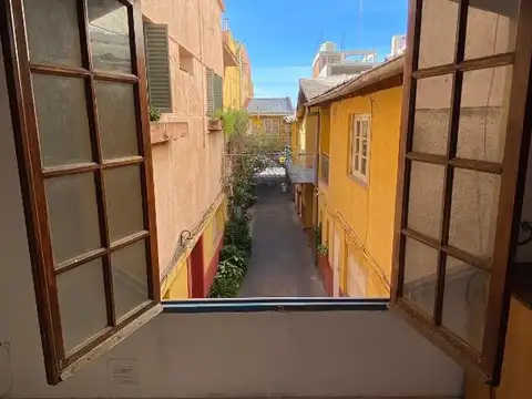 Obispo Salguero 100