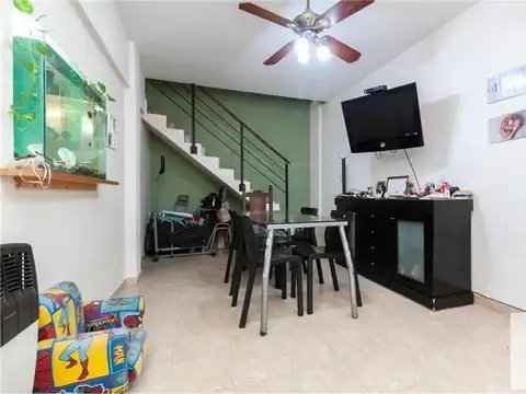 PH en venta - 2 Dormitorios 1 Baño - Parque Patricios
