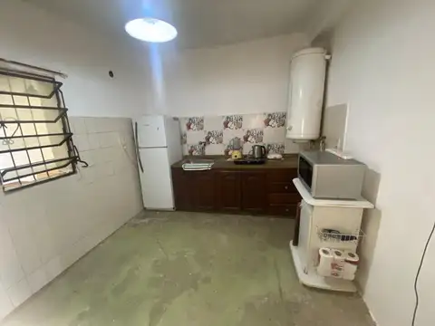 Casa 2 ambientes con 1 baño