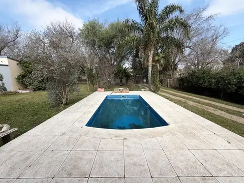 Casa en Venta con 1 cochera