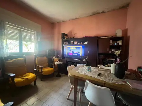 CASA Y LOCAL EN VENTA