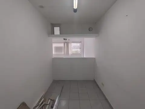 Oficina en Alquiler en Centro, $ 700.000