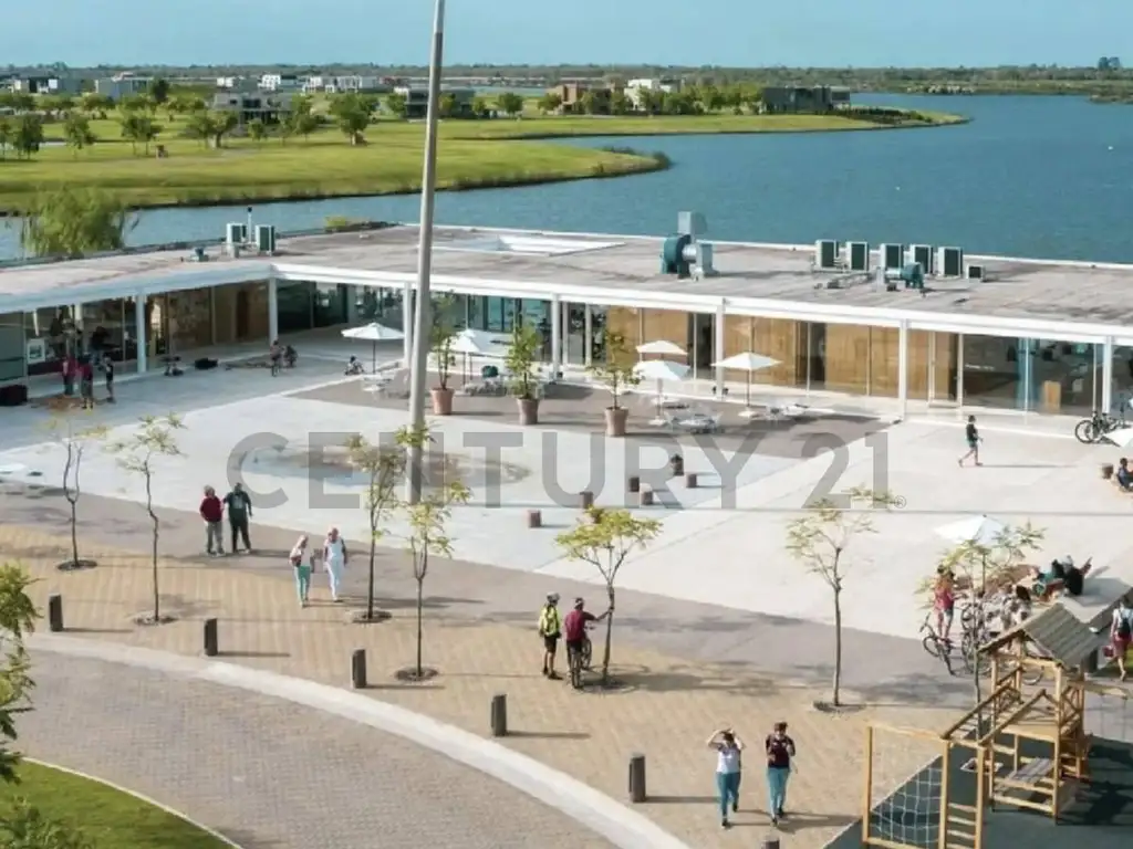 Terreno - 530  m² Total | 18  mts Frente | 31  mts Fondo