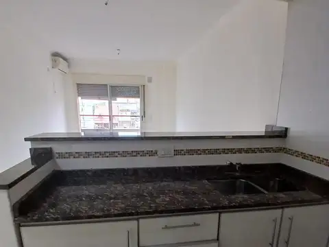 Departamento en Venta en Flores, USD 129.000