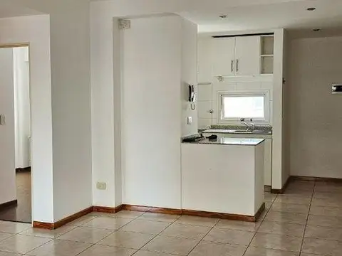 Departamento en Venta en Villa del Parque, USD 180.000