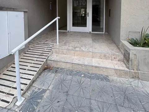 Estrada 1100, Piso 3