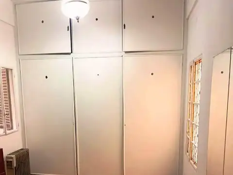 2 AMB SEMIPISO CFTESOBRE AV BELGRANO  CON MUY BUENA  RENTA!