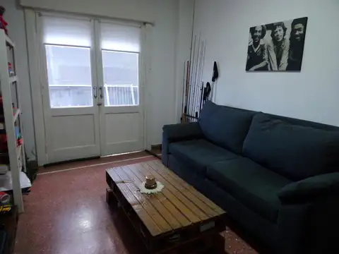 Departamento en venta   3 ambientes en La Tablada 1° PISO POR ESCALERA