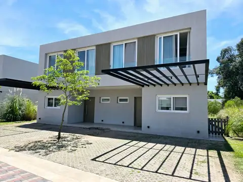 DEPARTAMENTO TH EN VENTA EN PILARA - PILAR