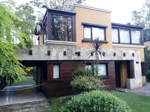 CASA EN UBICACION EXCEPCIONAL * DENTRO DE LA RESERVA * COSTA DEL ESTE