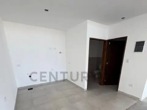 Publica Mza 43 Lote 8 1300, Piso 0