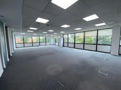 Oficina en S.Isidro Alto