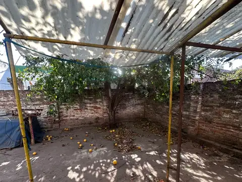 ALQUILER - CASA 3 DORMI - Barrio GRAL BUSTOS