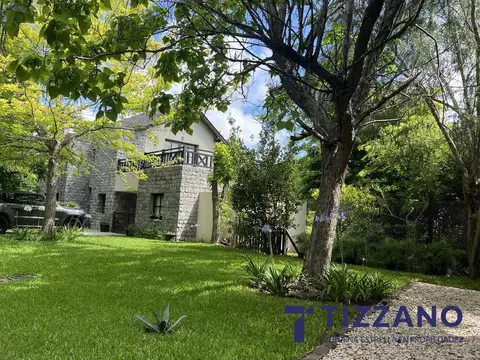 Casa en Venta en Abril Club De Campo, Countries y Barrios Cerrados en Berazategui