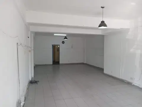 Avenida Manuel Belgrano 300