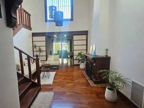Casa en Venta en San Isidro Vias / Rolon, USD 430.000