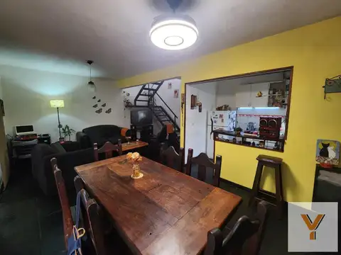 PH en Venta - 2 Dormitorios 1 Baño - 90mts - Villa Santa Rita
