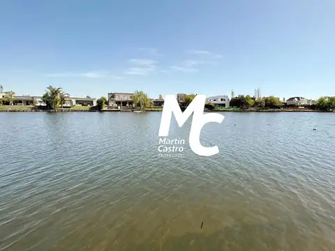 Increíble lote en Barrio Privado San Francisco 1.092m2 a la laguna