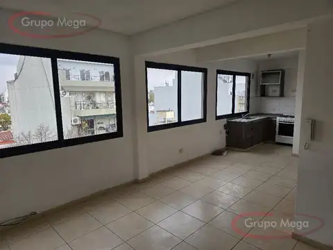 Departamento en Alquiler en Villa Devoto, $ 650.000