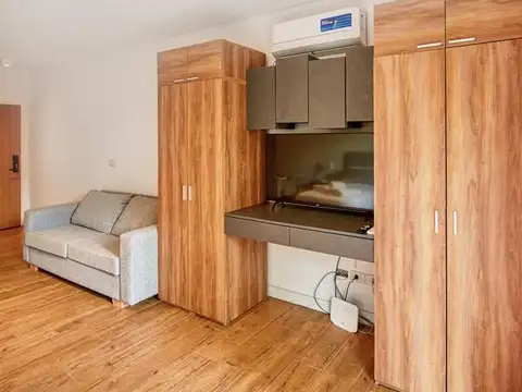 Excelente depto al Frente/ Con balcón terraza y Parrilla/ Edificio de Categoría