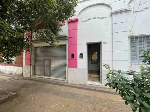 Venta casa 3 AMB, Zarate centro, c/local Comercial
