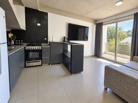 Intendente Alberto M. Campos 1700, Piso 1
