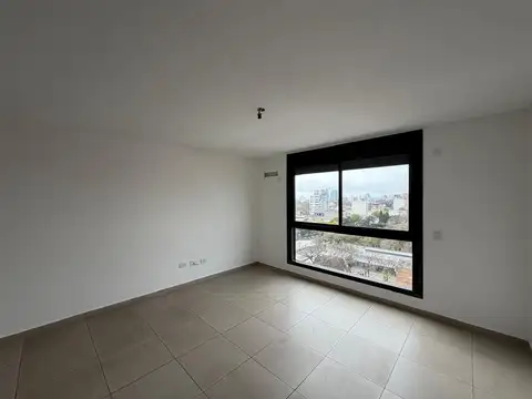 Departamento en Alquiler en Luis Agote, $ 330.000