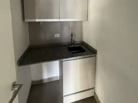 Oficina en Venta en Barrio Norte, USD 385.000